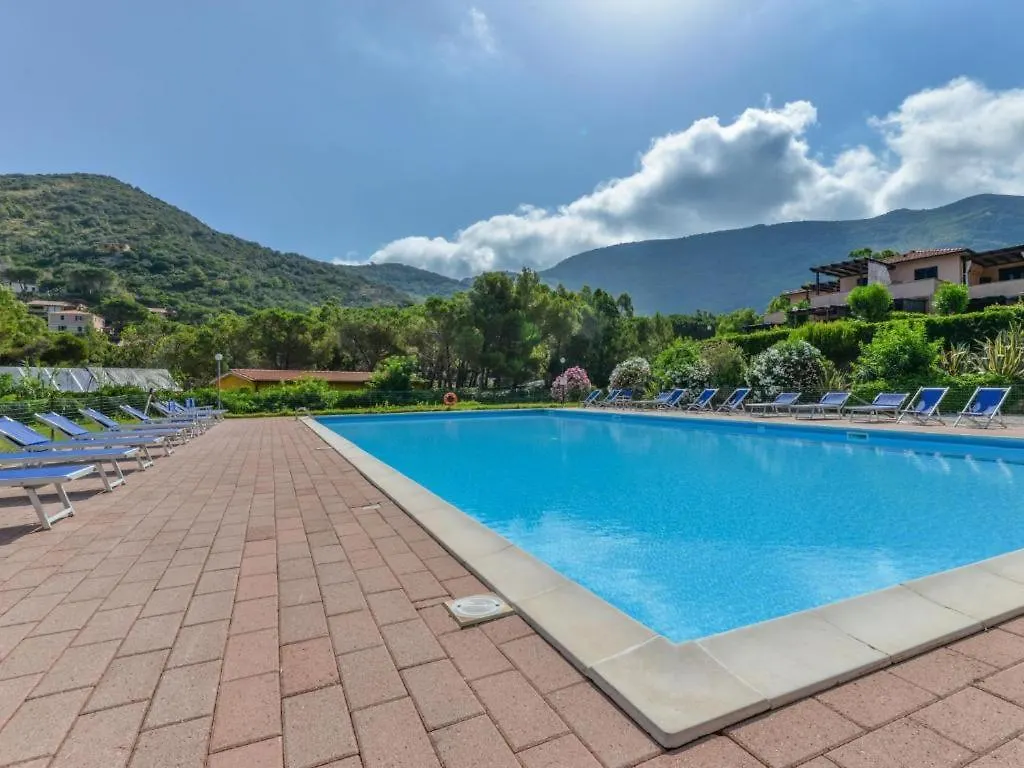 Nisporto Appartamento 100 Mt Dal Mare E Piscina Italien
